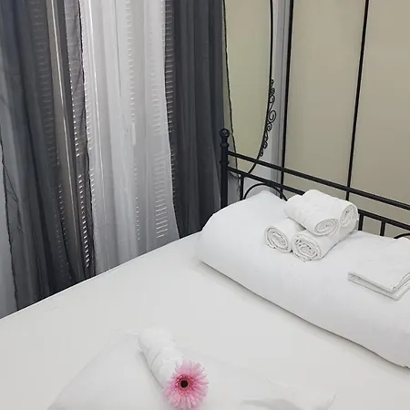 Konstantinos's Luxury Daire